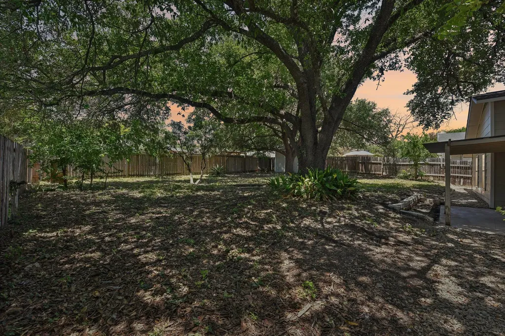1503 Desert Quail Lane Austin TX 78758