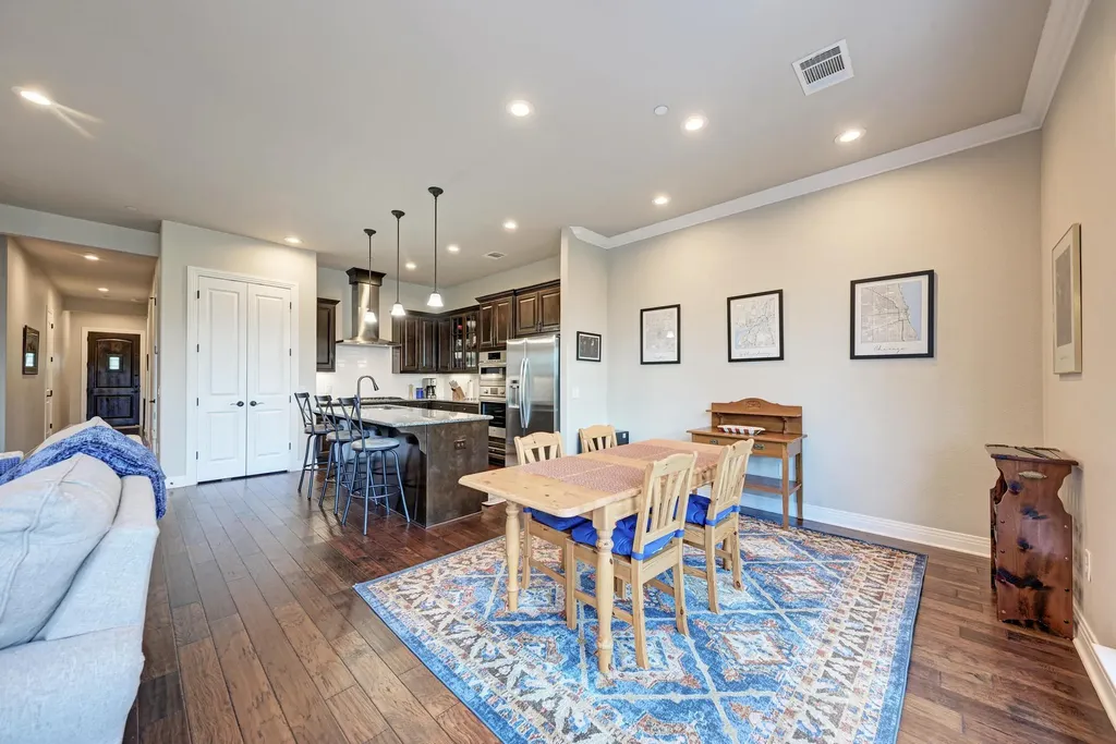 2601 N Quinlan Park Road Austin TX 78732