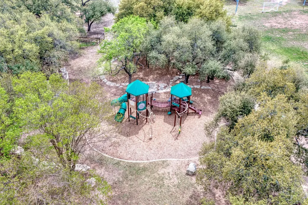 2601 N Quinlan Park Road Austin TX 78732