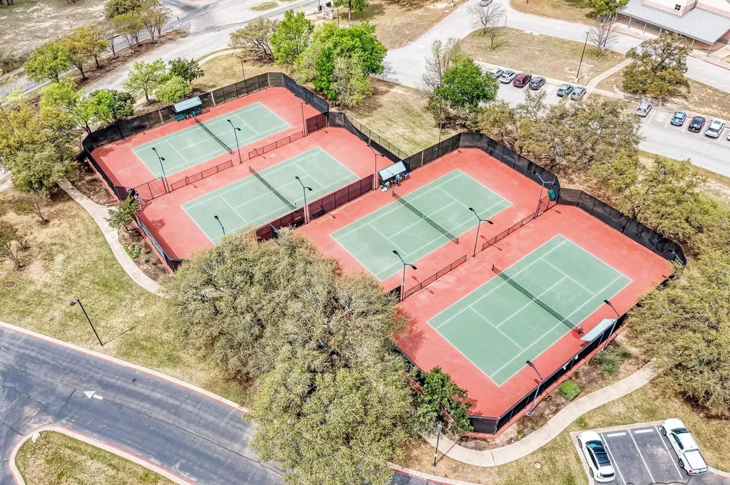 2601 N Quinlan Park Road Austin TX 78732