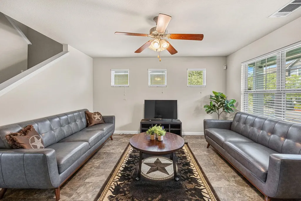 4520 Graceful Lane Austin TX 78725