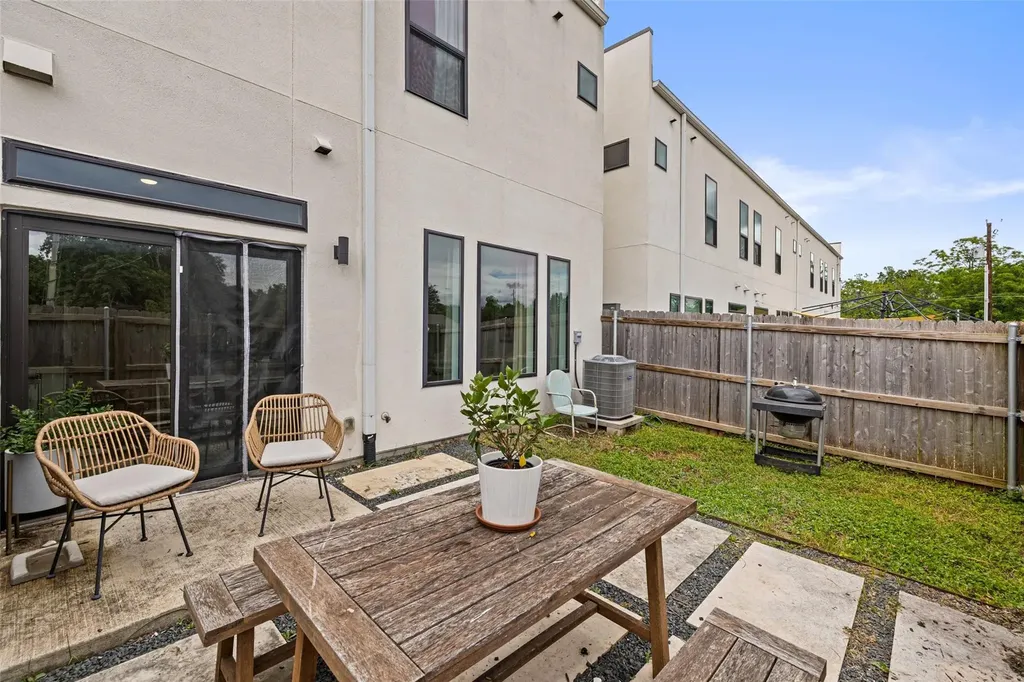 6409 Berkman Drive Austin TX 78723