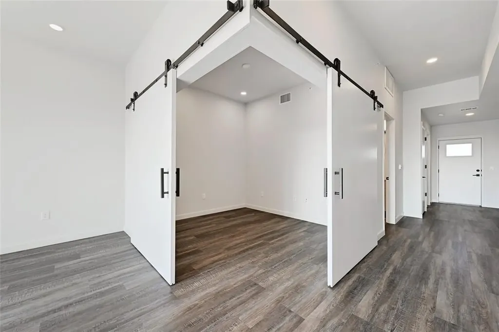 4004 Banister Lane Austin TX 78704