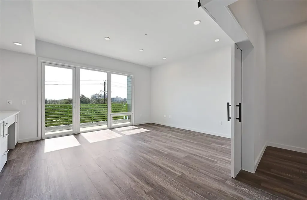 4004 Banister Lane Austin TX 78704