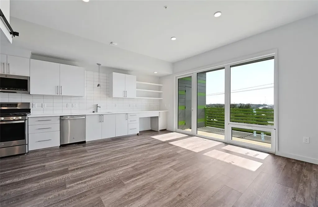 4004 Banister Lane Austin TX 78704