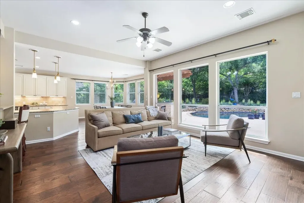 58 Cottondale Road The Hills TX 78738