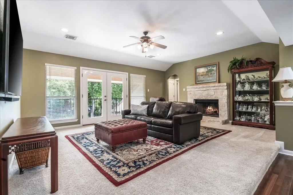 58 Cottondale Road The Hills TX 78738