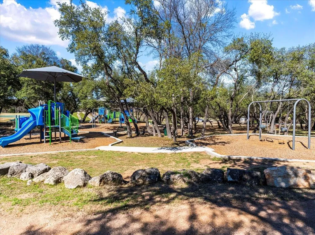 58 Cottondale Road The Hills TX 78738