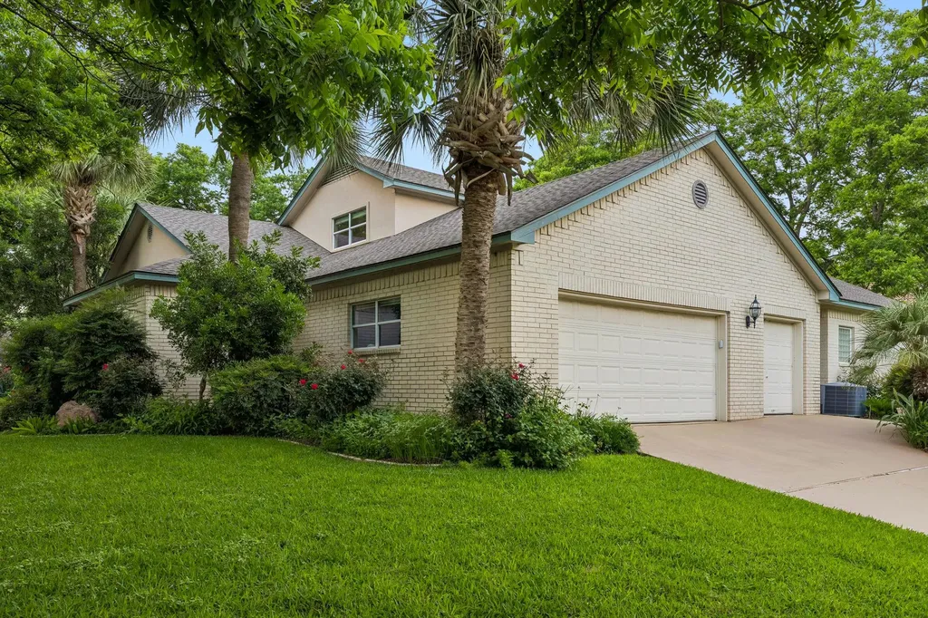 340 Columbine Street Marble Falls TX 78654