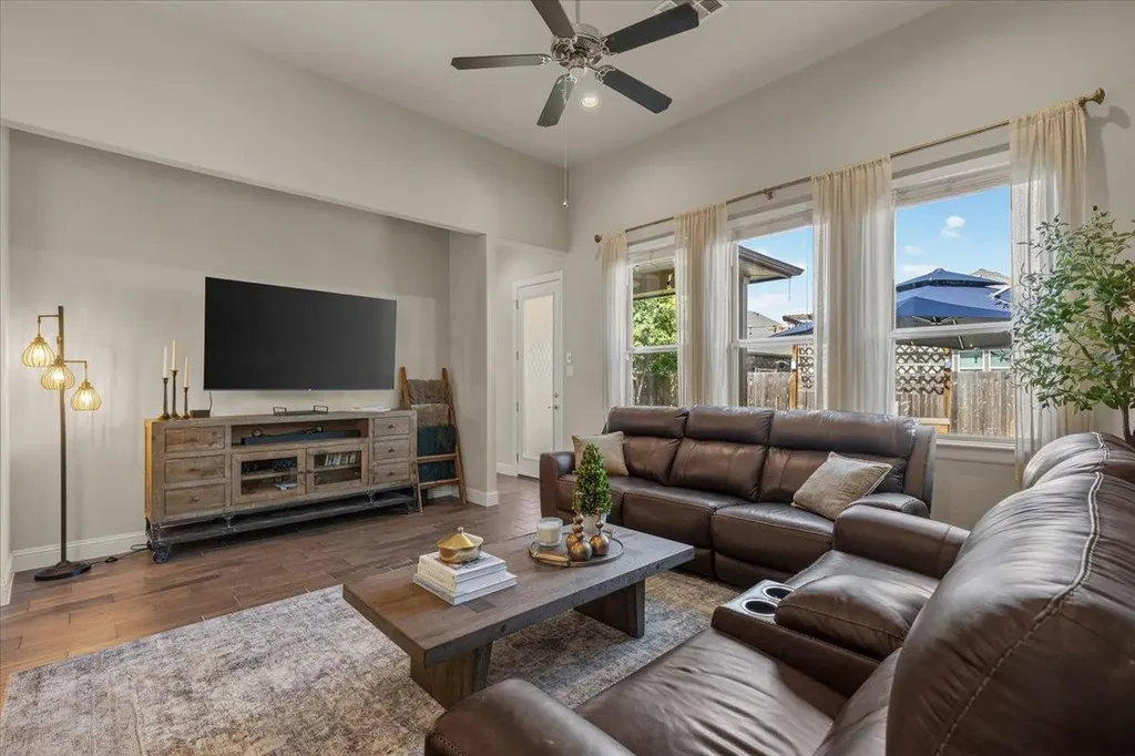8033 Mozart Street Round Rock TX 78665