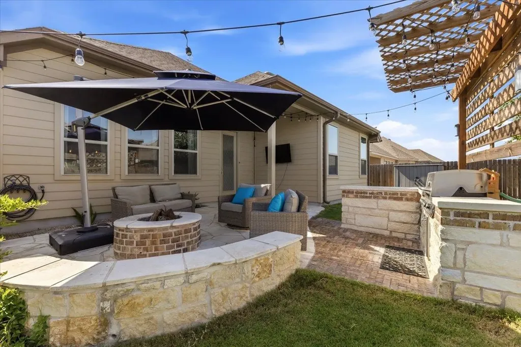 8033 Mozart Street Round Rock TX 78665