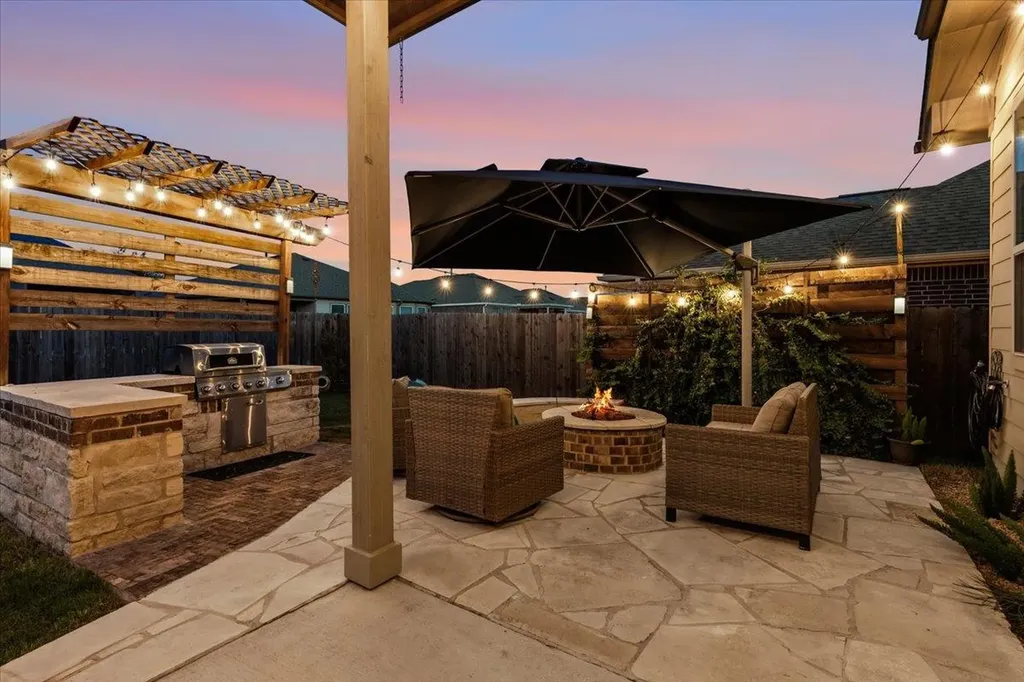 8033 Mozart Street Round Rock TX 78665