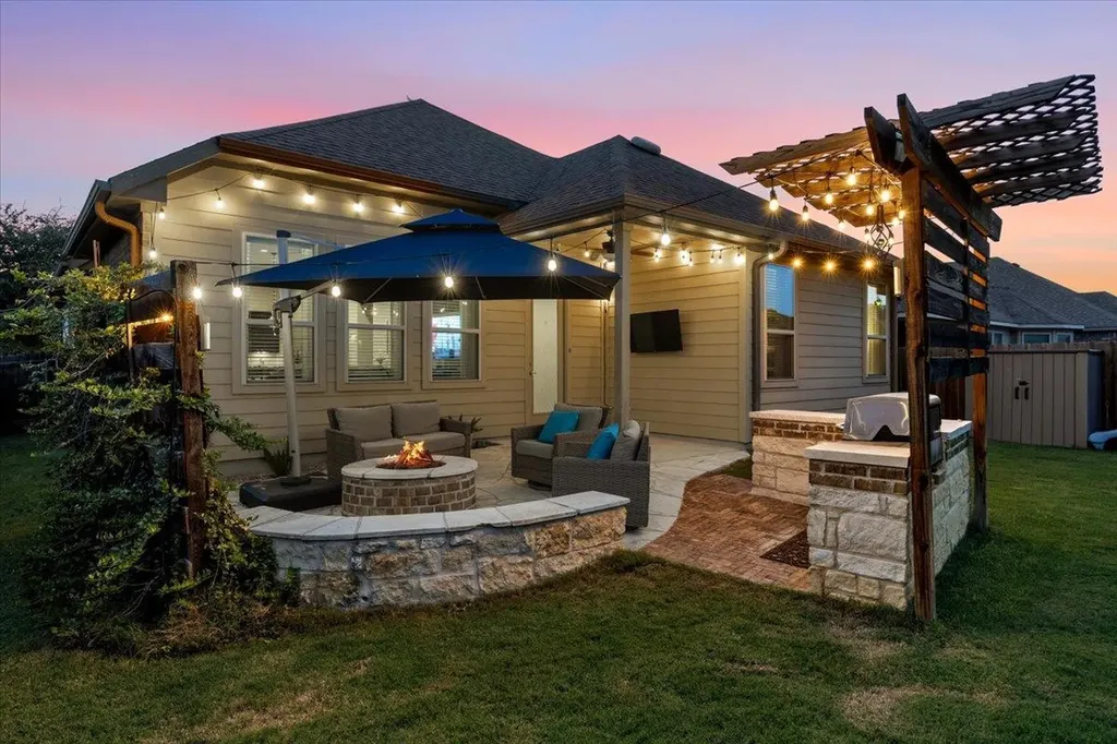 8033 Mozart Street Round Rock TX 78665