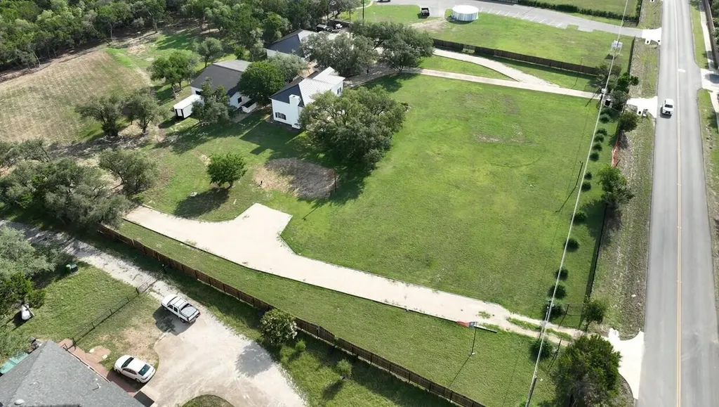 102 Cr 180 Leander TX 78641