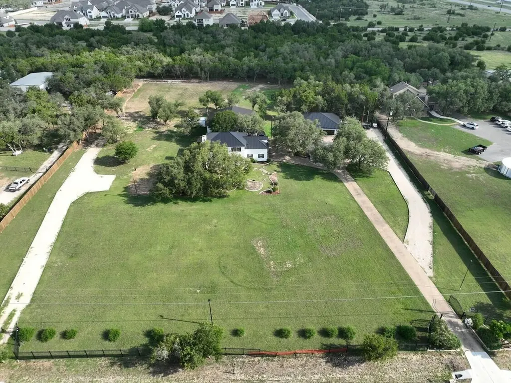 102 Cr 180 Leander TX 78641