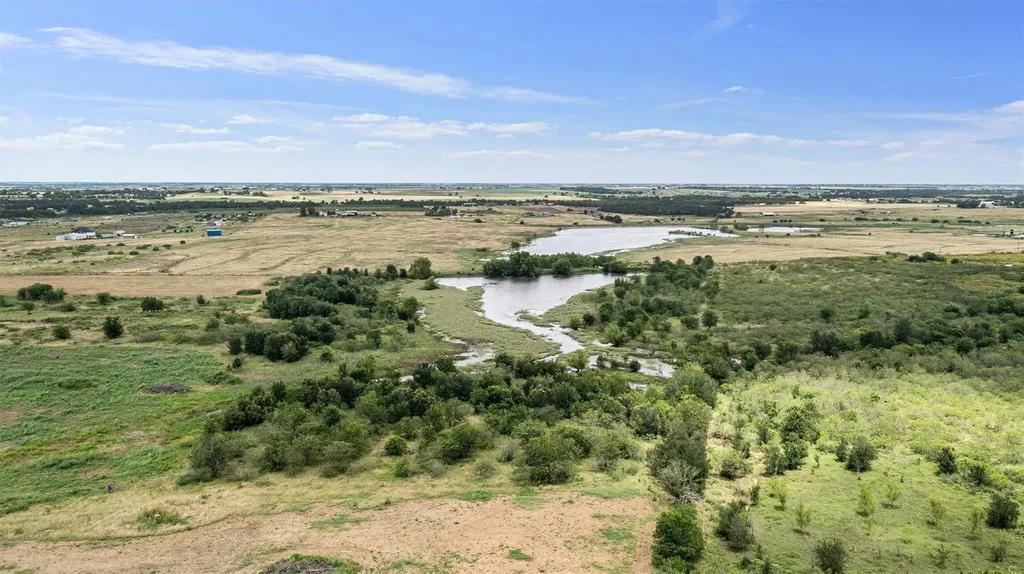 3315 County Road 463 Elgin TX 78621