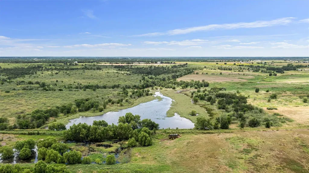 3315 County Road 463 Elgin TX 78621