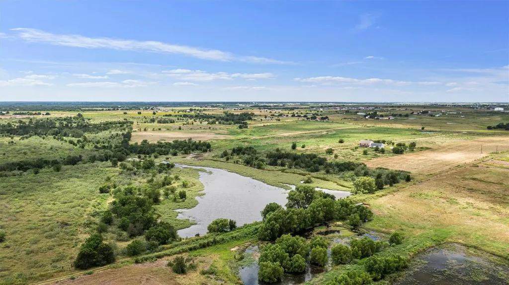 3315 County Road 463 Elgin TX 78621