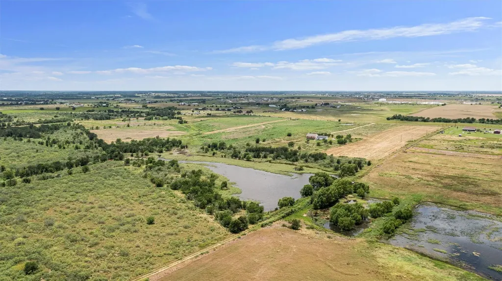 3315 County Road 463 Elgin TX 78621