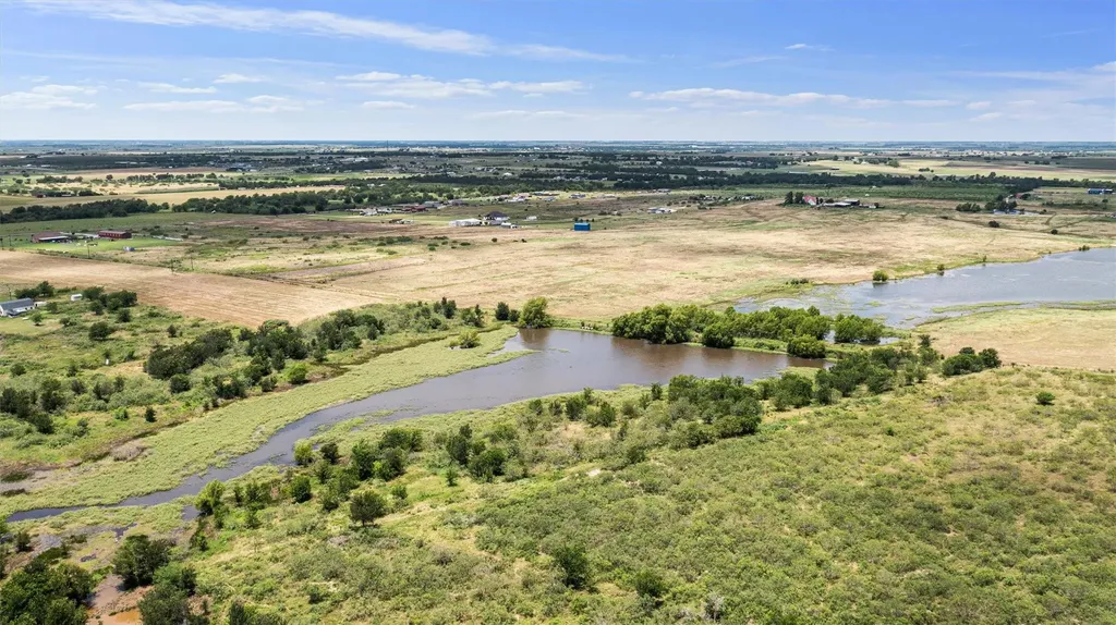 3315 County Road 463 Elgin TX 78621