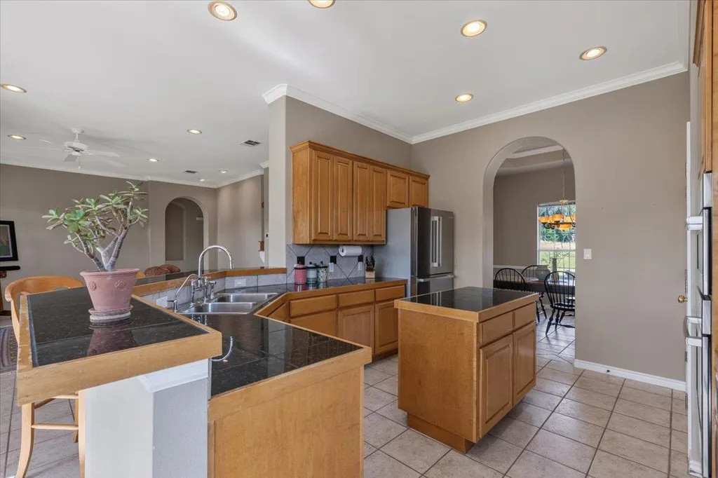 280 Hannah Drive Dripping Springs TX 78620