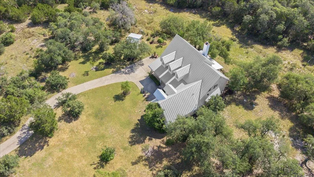 280 Hannah Drive Dripping Springs TX 78620