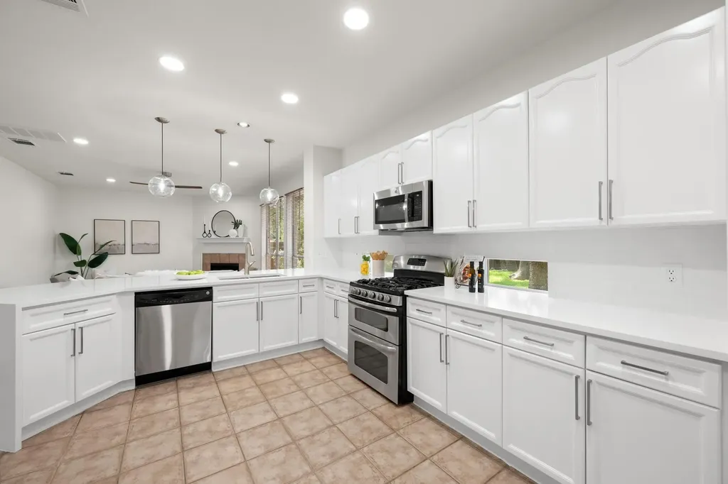6129 Jumano Lane Austin TX 78749
