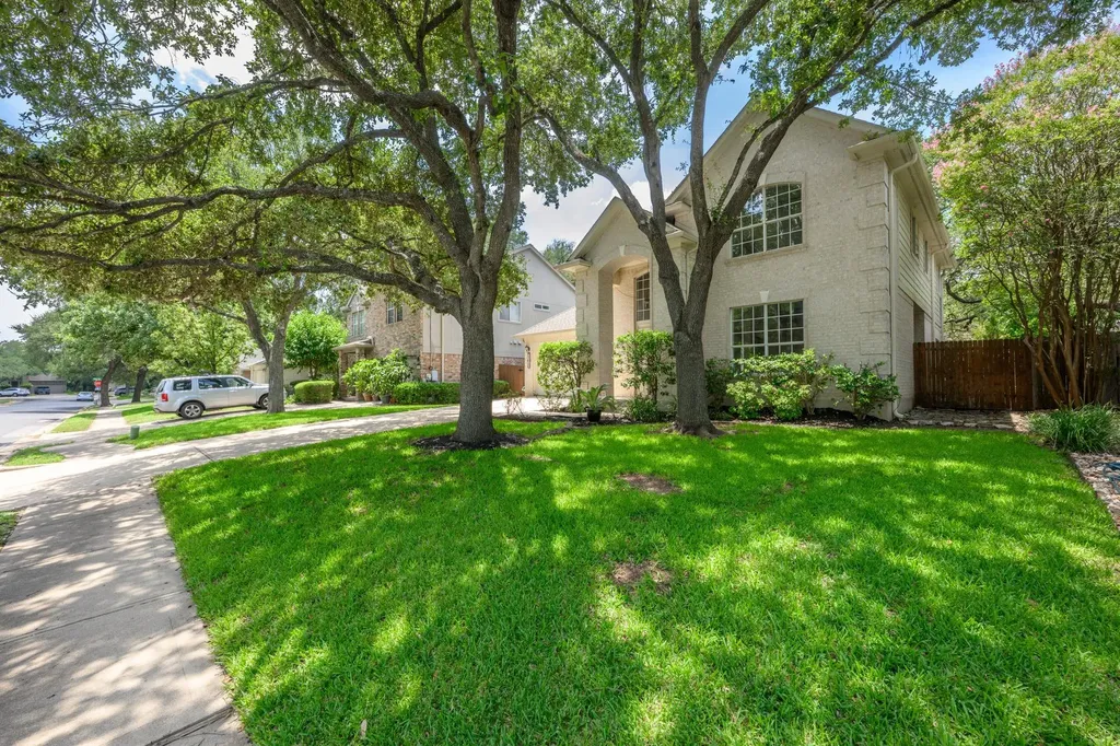 6129 Jumano Lane Austin TX 78749