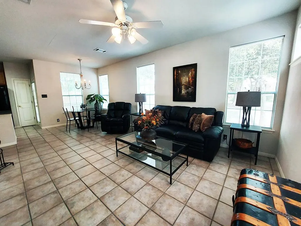8518 Cahill Drive Austin TX 78729