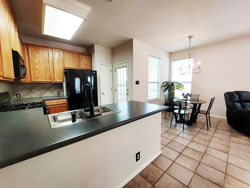 8518 Cahill Drive Austin TX 78729