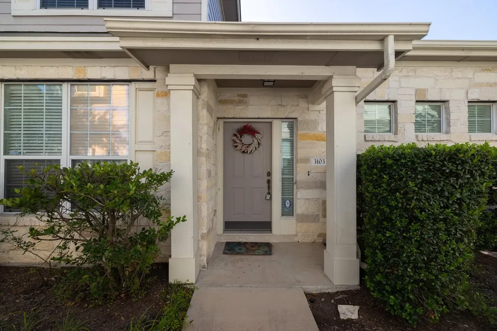 1900 Scofield Ridge Parkway Austin TX 78727