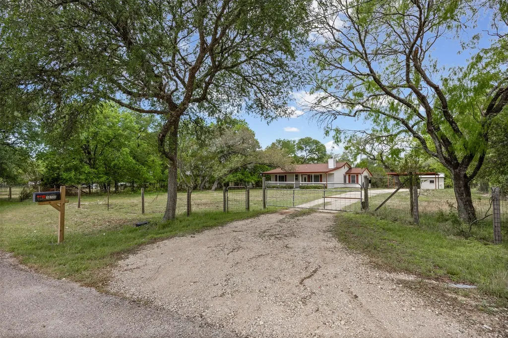 10706 Creek View Drive Austin TX 78748