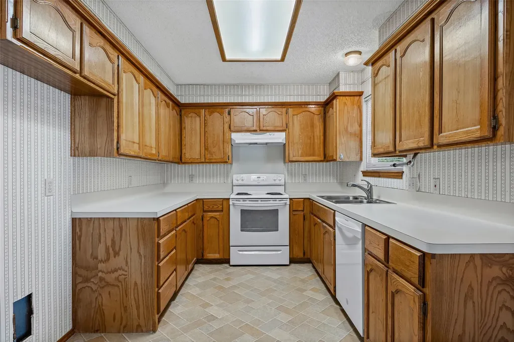 10706 Creek View Drive Austin TX 78748