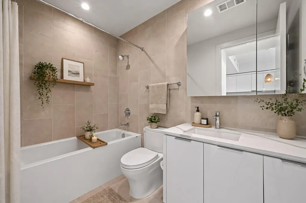 44 East Avenue Austin TX 78701
