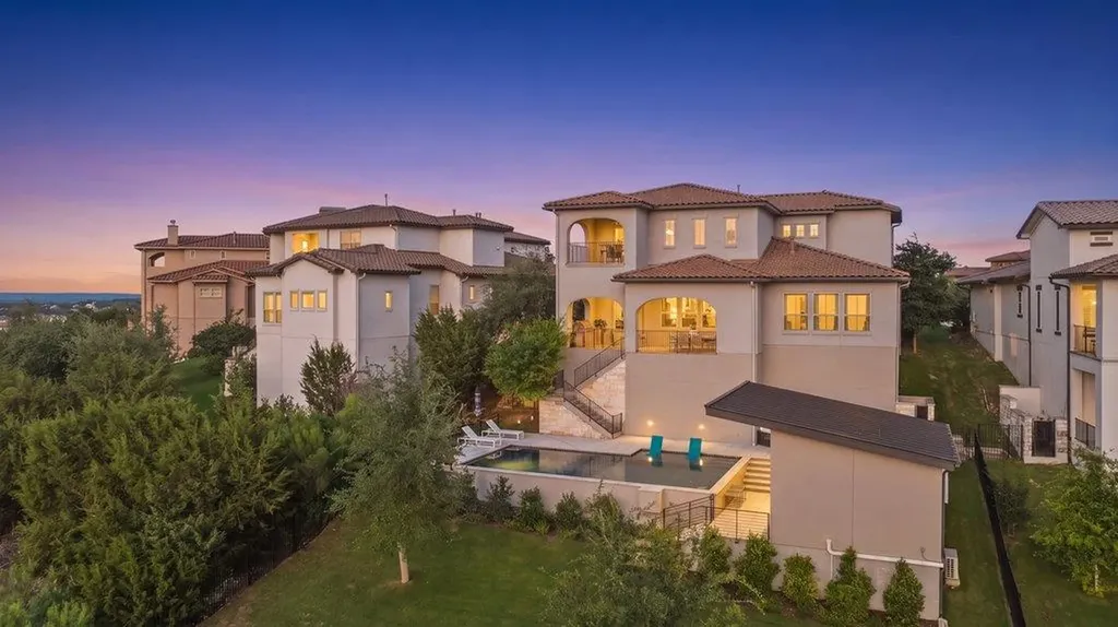 206 Majestic Arroyo Way Lakeway TX 78738
