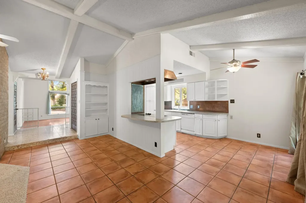 2507 Comburg Castle Way Austin TX 78748