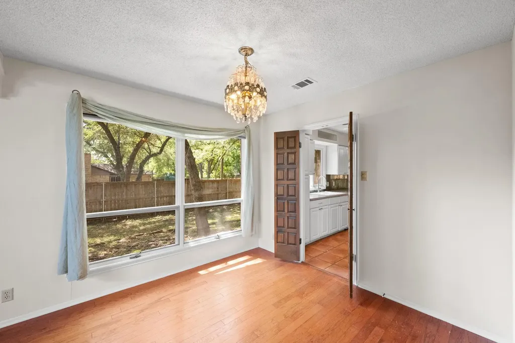 2507 Comburg Castle Way Austin TX 78748
