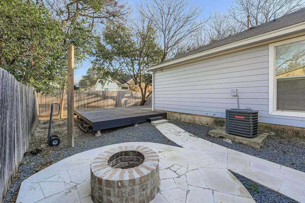3309 Robinson Avenue Austin TX 78722