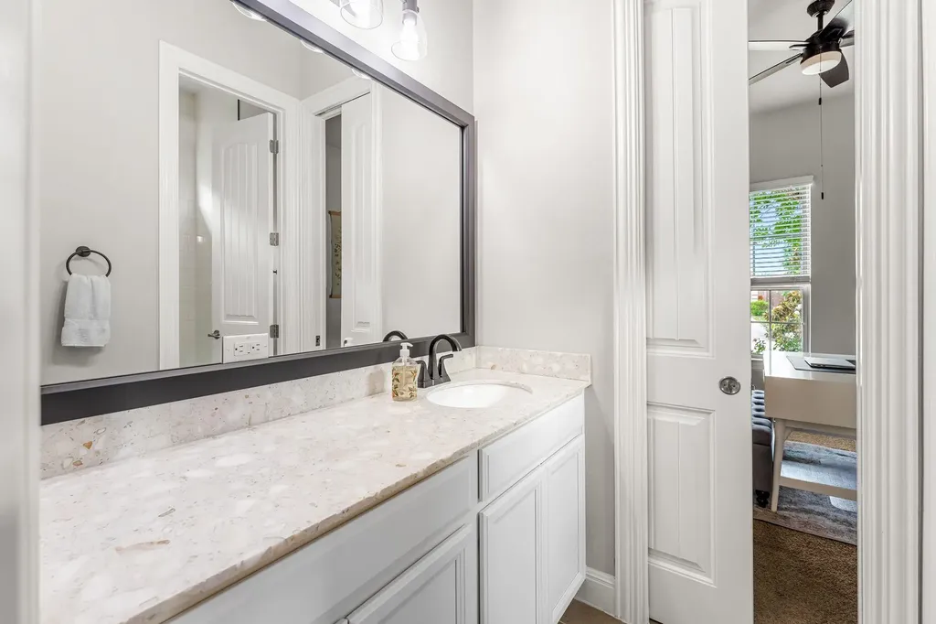 3801 Carya Drive Leander TX 78641