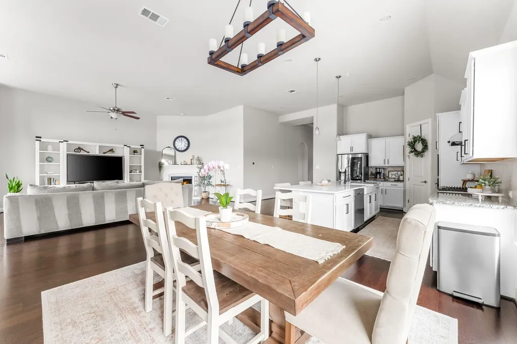 3801 Carya Drive Leander TX 78641
