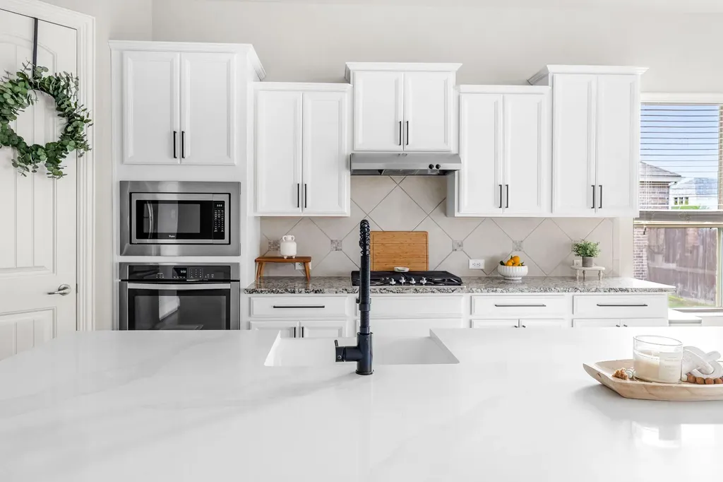 3801 Carya Drive Leander TX 78641