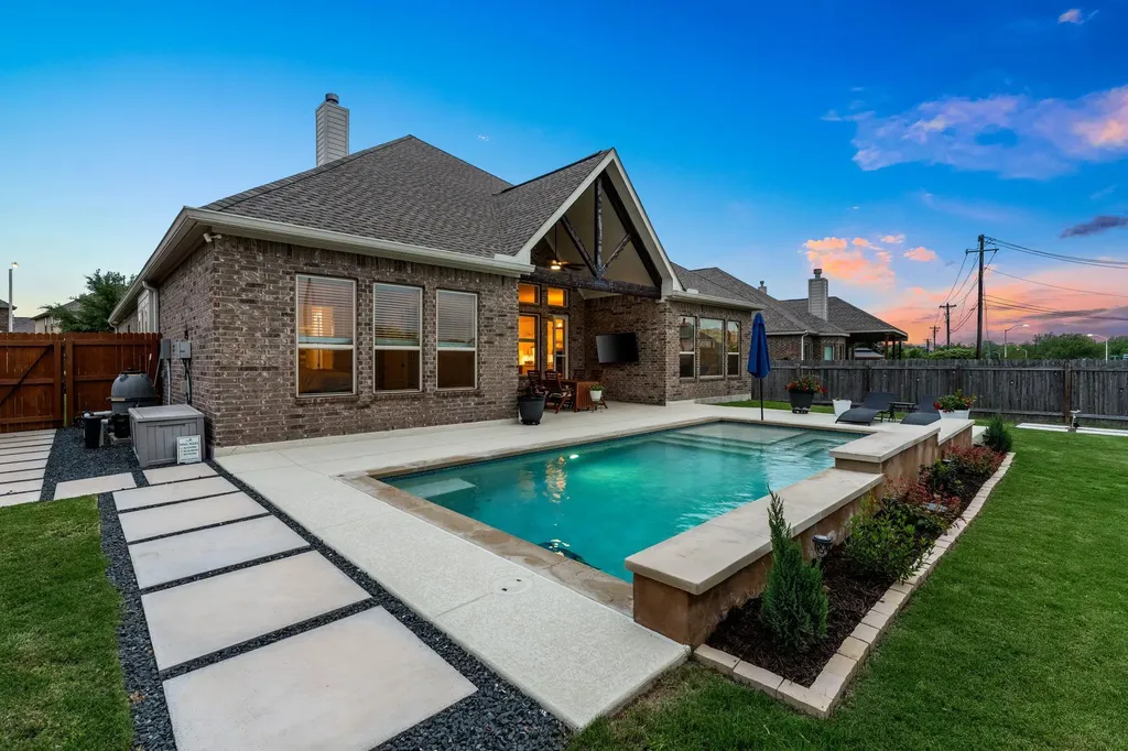 3801 Carya Drive Leander TX 78641