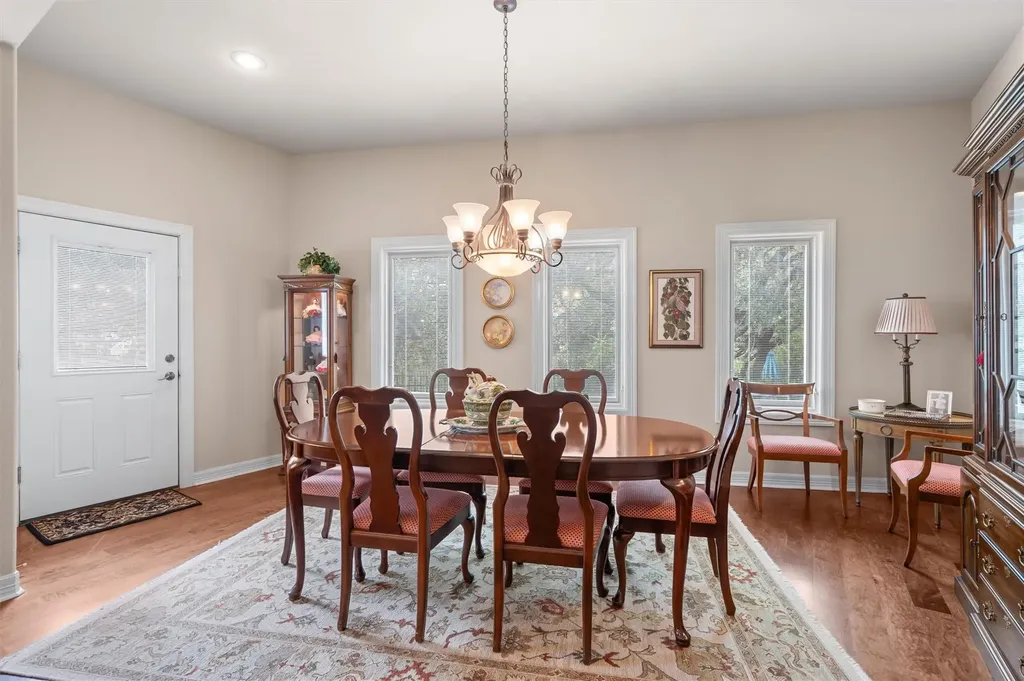 2 Jasperwood Court Austin TX 78738