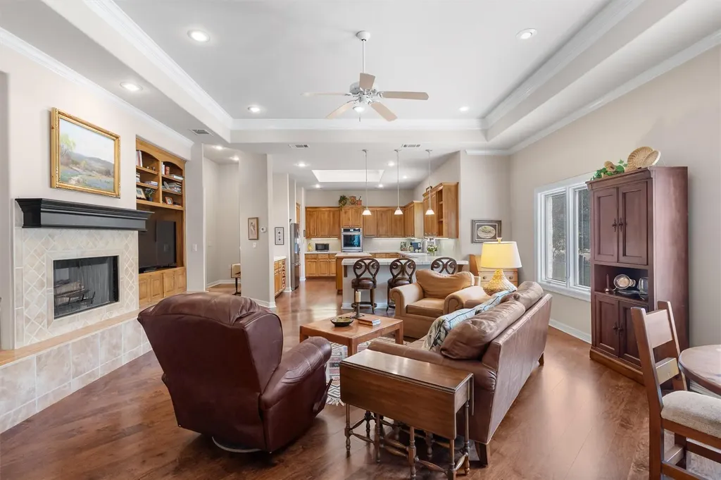 2 Jasperwood Court Austin TX 78738