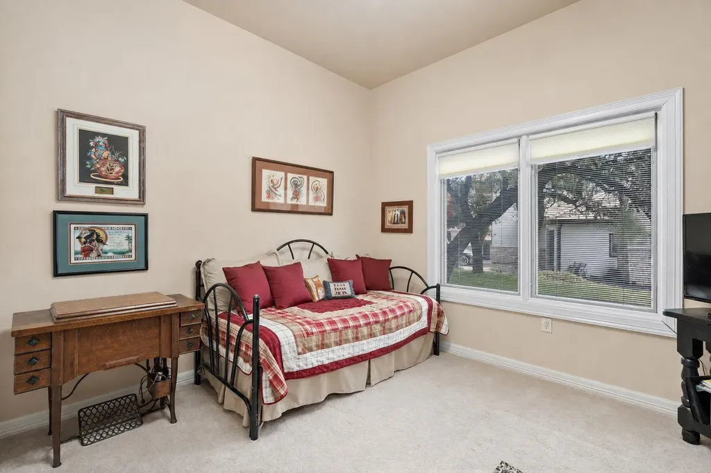 2 Jasperwood Court Austin TX 78738