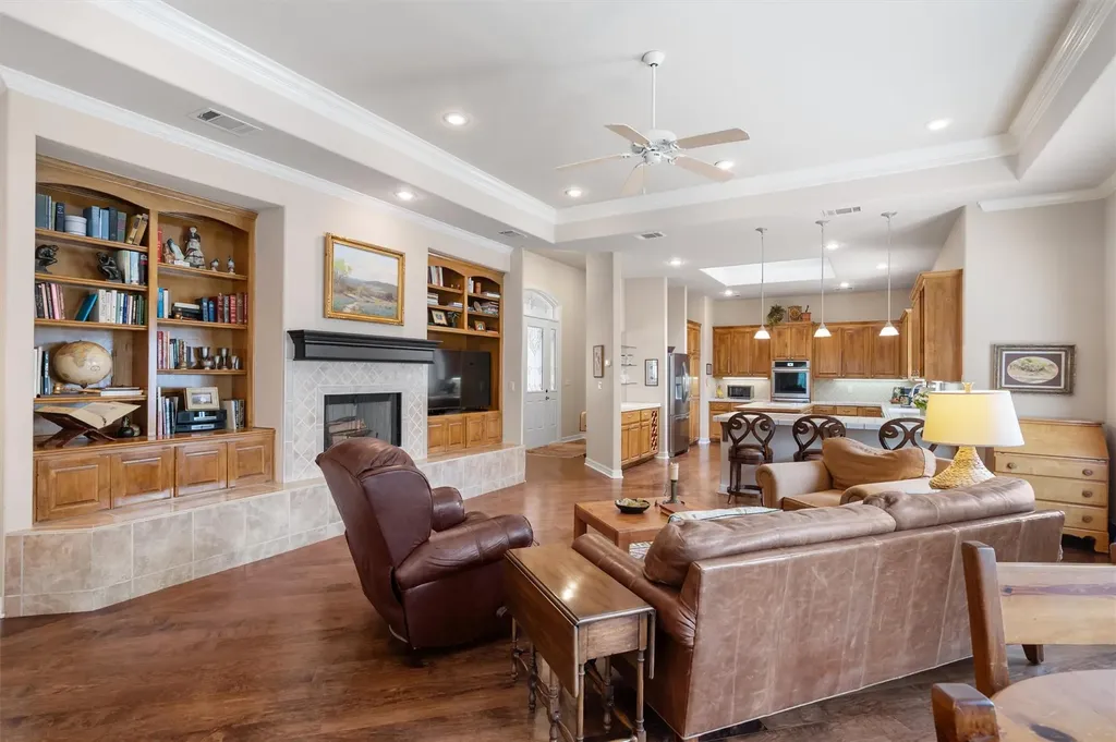 2 Jasperwood Court Austin TX 78738