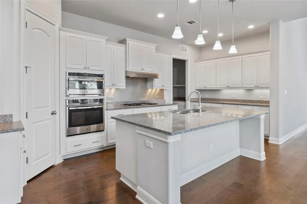 3512 Venezia View Leander TX 78641
