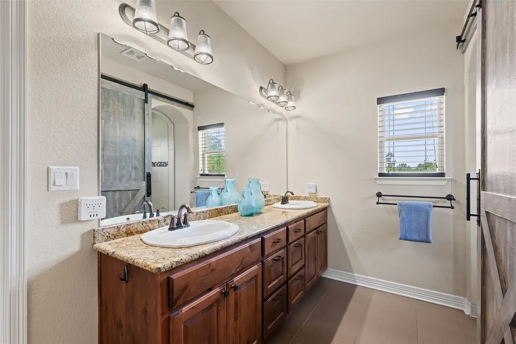 205 Quarry Lake Estate Liberty Hill TX 78642