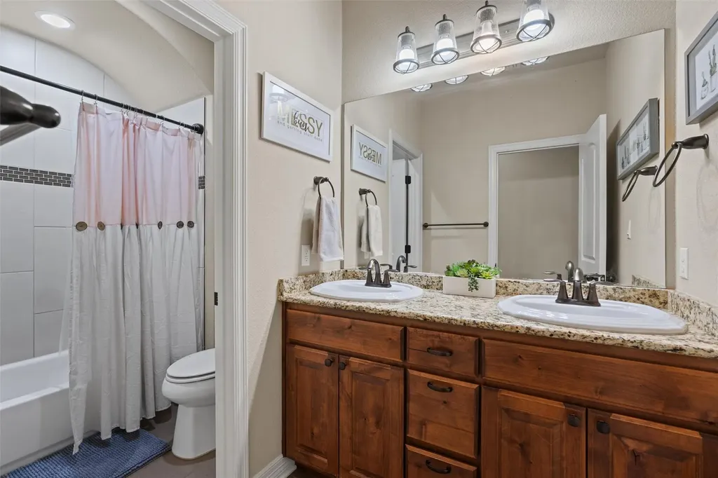 205 Quarry Lake Estate Liberty Hill TX 78642