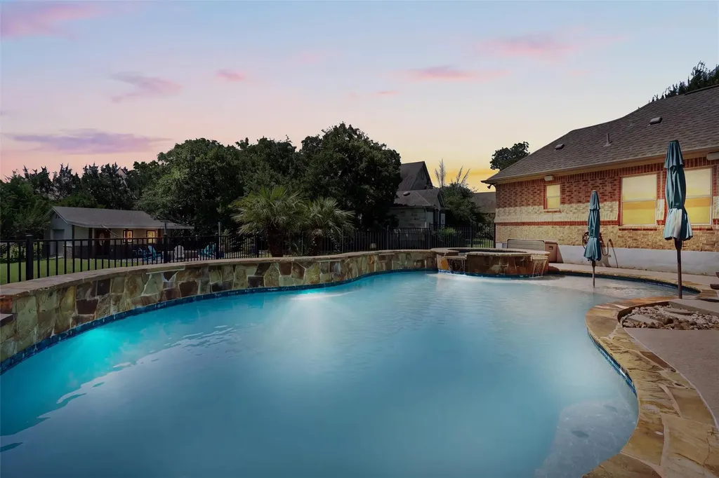 205 Quarry Lake Estate Liberty Hill TX 78642